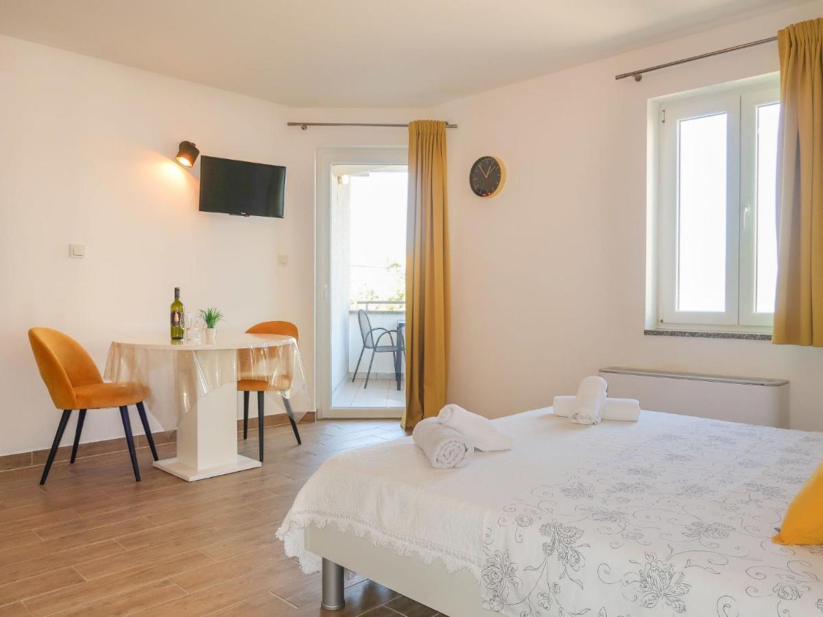 Apartment Marija - Vrb100 By Interhome Vrbnik Kültér fotó